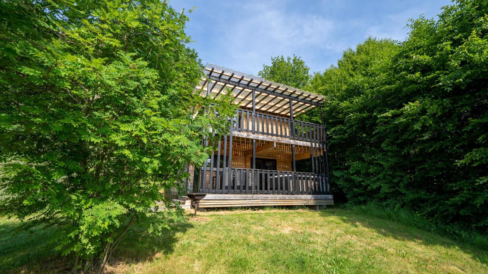 Le Village Des Monedieres Chamberet Екстериор снимка